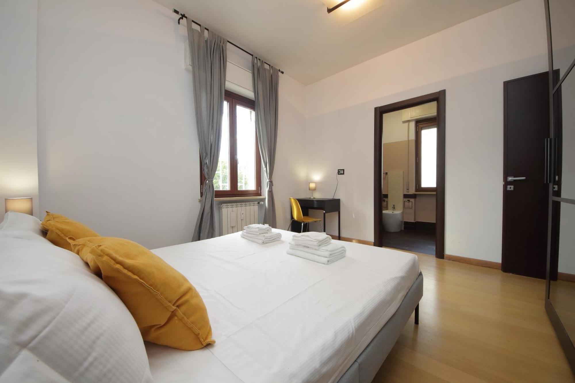 Cozy And Comfy Apartment In Piramide Metro Stop Rome Exterior photo